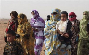 Tindouf Camps: the Sahrawi woman lives in suffering and enslavement